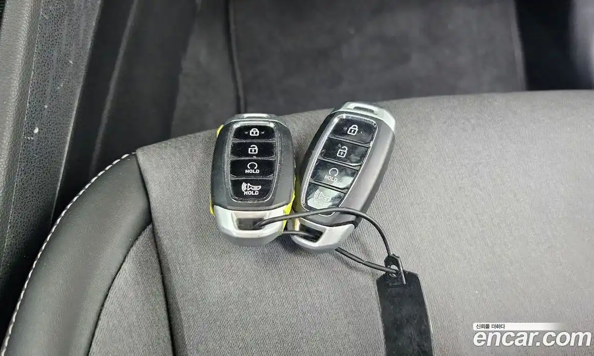 Hyundai Venue 2021 1.6 автомат (гидро), фото 30