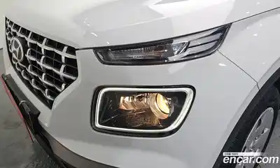 Hyundai Venue 2021 1.6 автомат (гидро), миниатюра 8