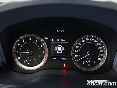 Hyundai Venue 2020 1.6 автомат (гидро), миниатюра 8