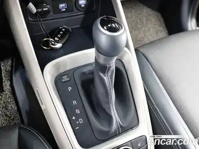 Hyundai Venue 2020 1.6 автомат (гидро), миниатюра 9