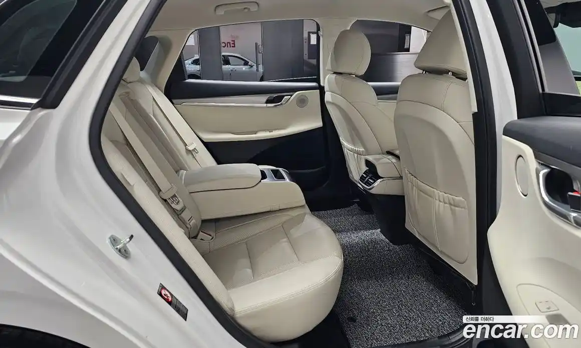Hyundai Grandeur 2021 2.5 автомат (гидро), фото 16