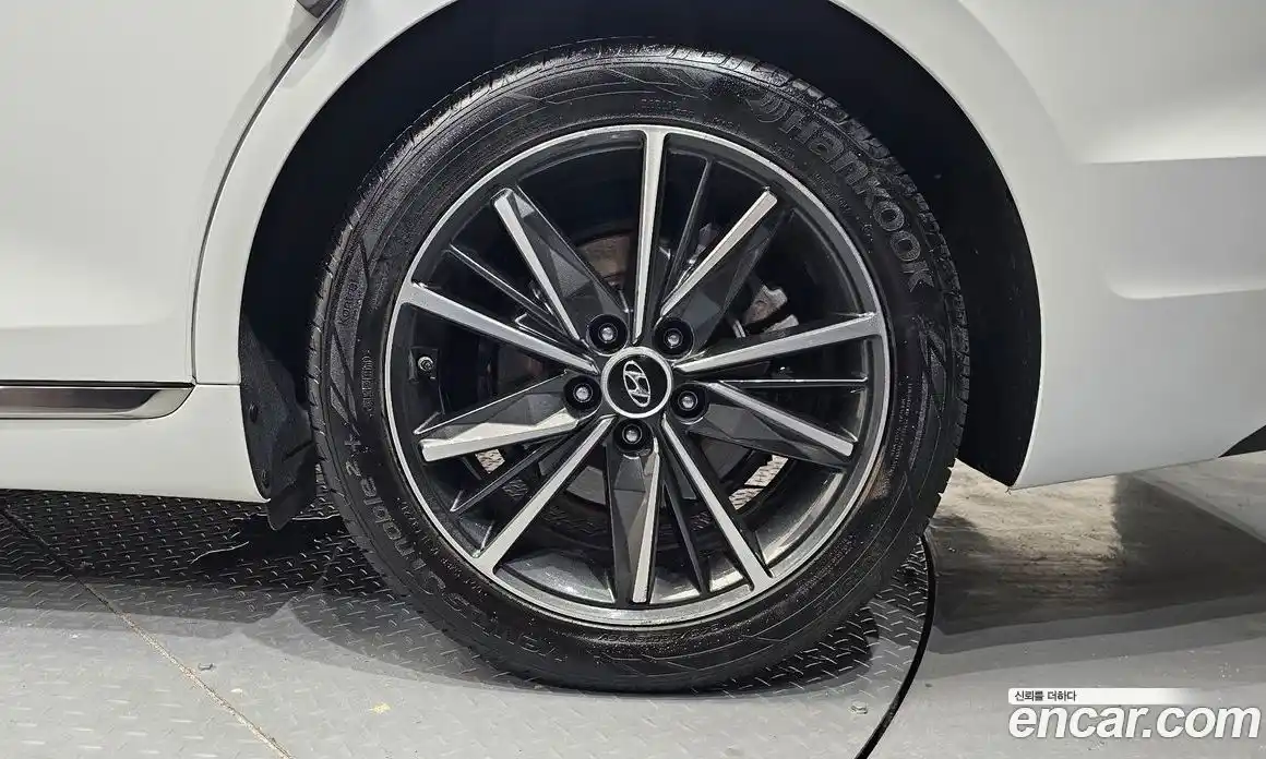 Hyundai Grandeur 2021 2.5 автомат (гидро), фото 6