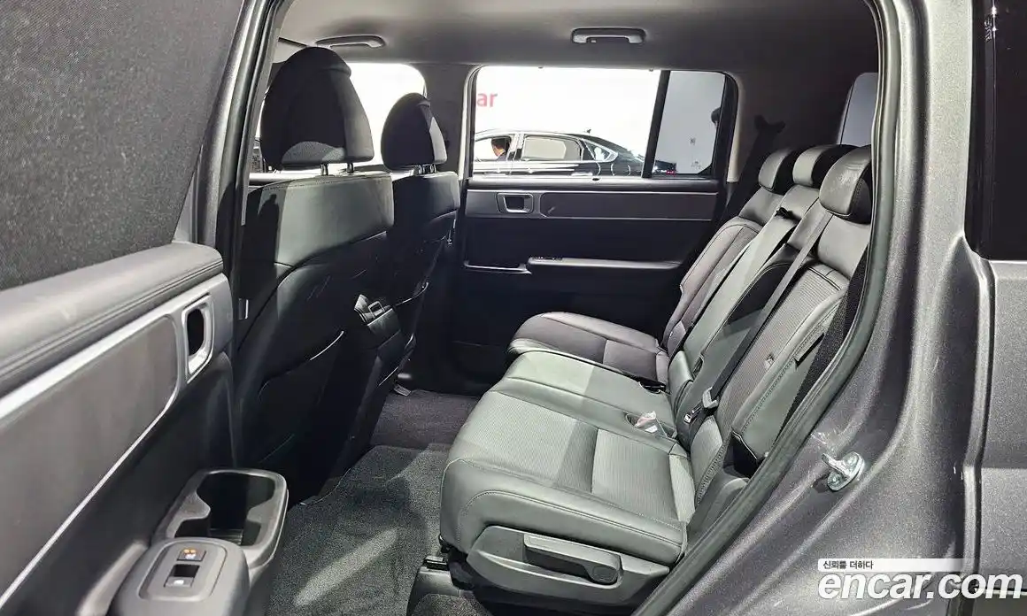 Hyundai Santa Fe 2024 1.6 автомат (гидро), фото 17