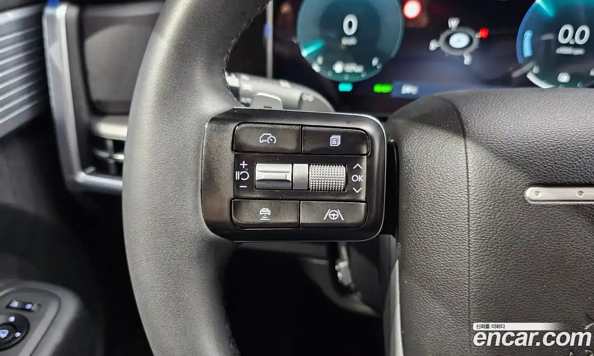 Hyundai Santa Fe 2024 1.6 автомат (гидро), фото 31