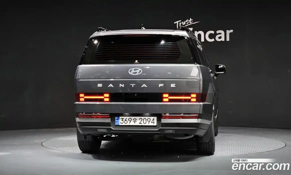 Hyundai Santa Fe 2024 1.6 автомат (гидро), фото 4