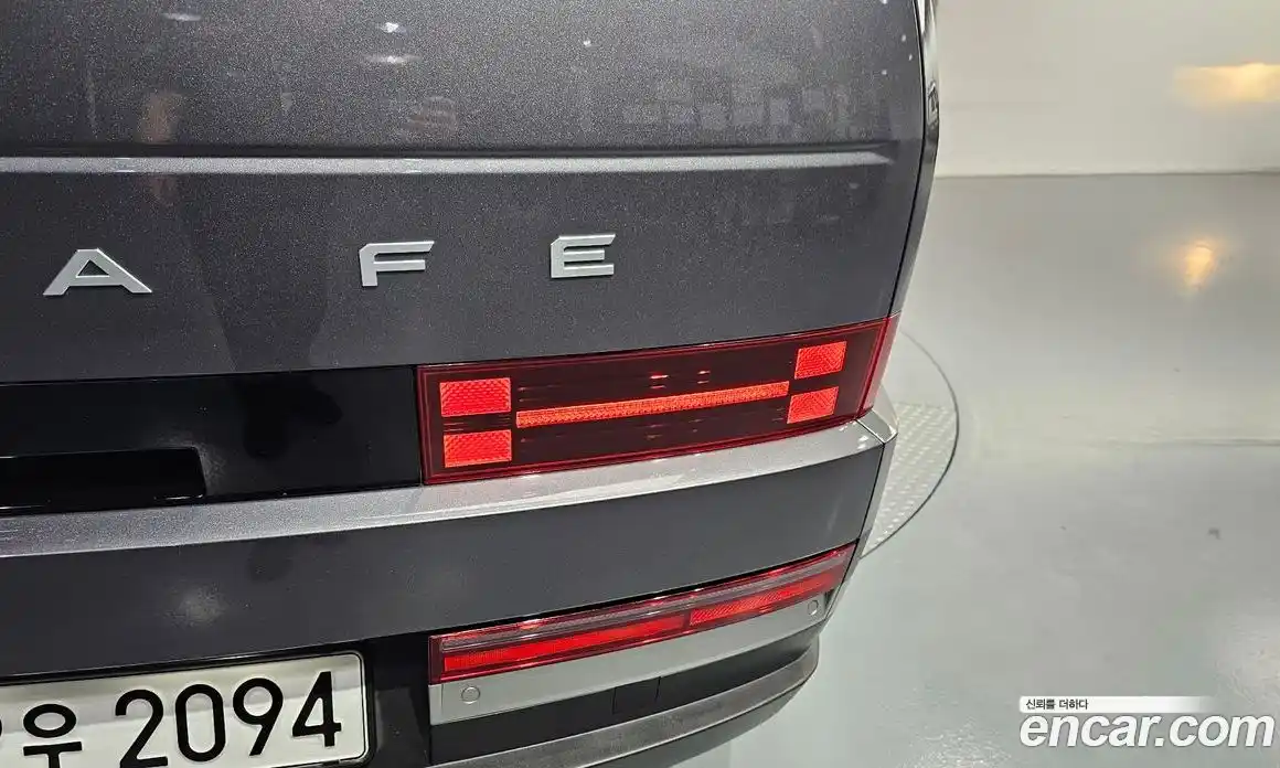 Hyundai Santa Fe 2024 1.6 автомат (гидро), фото 9