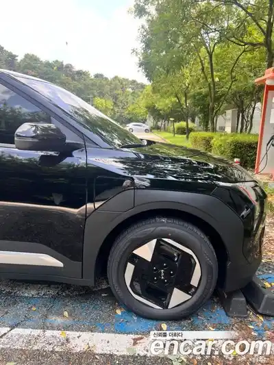 Kia EV3 2025 автомат (гидро), миниатюра 6