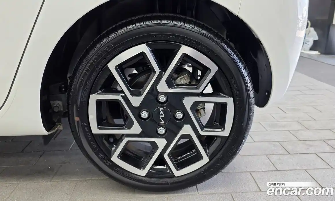 Kia Ray 2024 1.0 автомат (гидро), фото 7