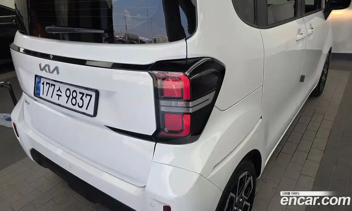 Kia Ray 2024 1.0 автомат (гидро), фото 9
