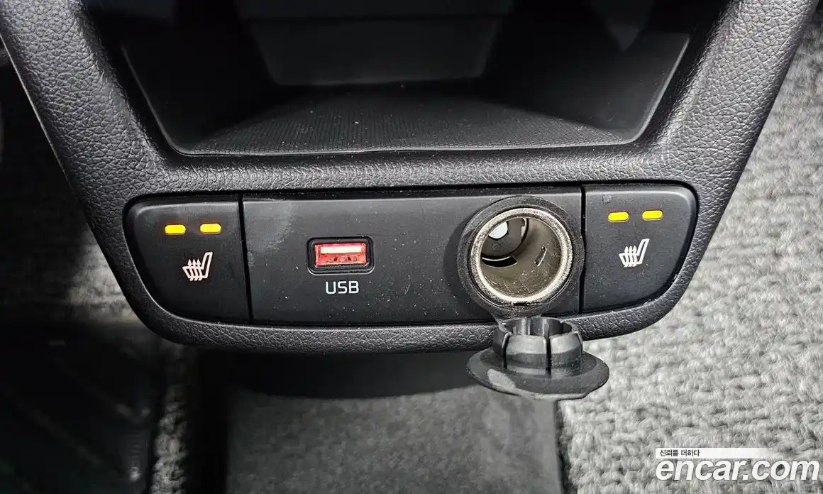 Kia Ray 2021 1.0 автомат (гидро), фото 12