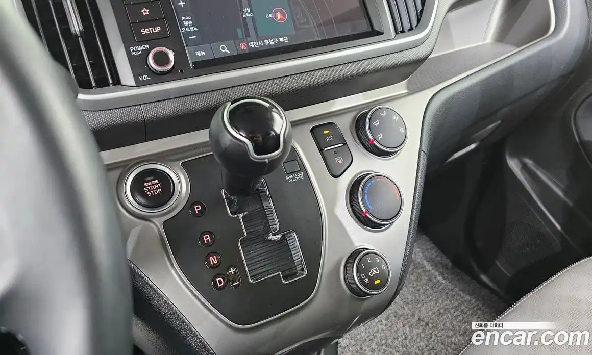 Kia Ray 2021 1.0 автомат (гидро), фото 9