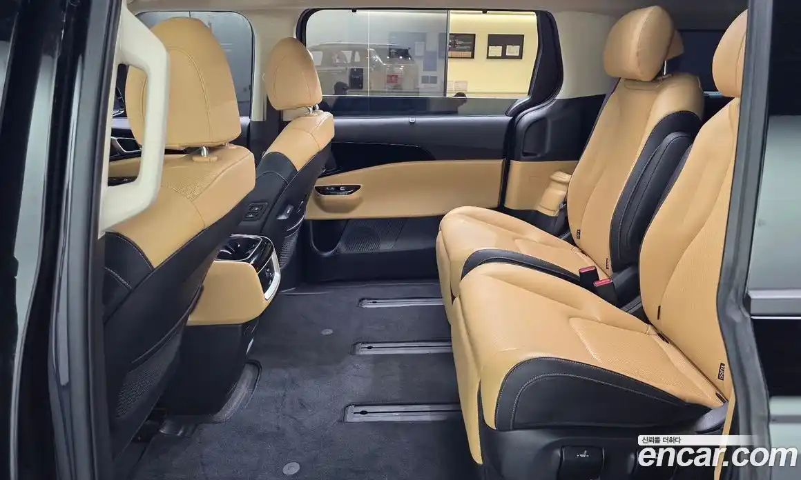 Kia Carnival 2023 3.5 автомат (гидро), фото 16