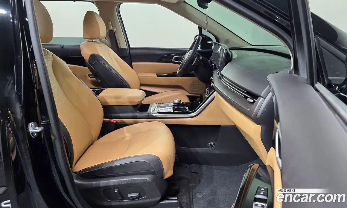 Kia Carnival 2023 3.5 автомат (гидро), фото 17