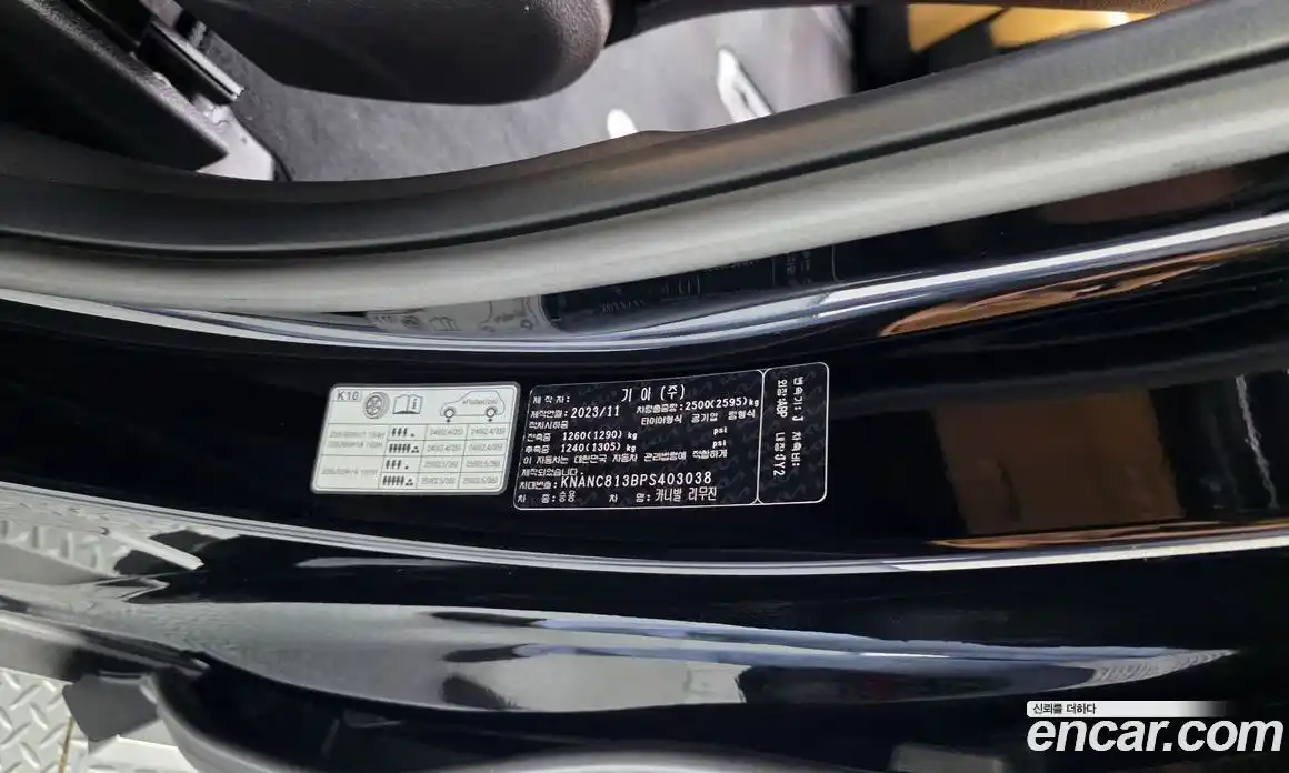 Kia Carnival 2023 3.5 автомат (гидро), фото 28