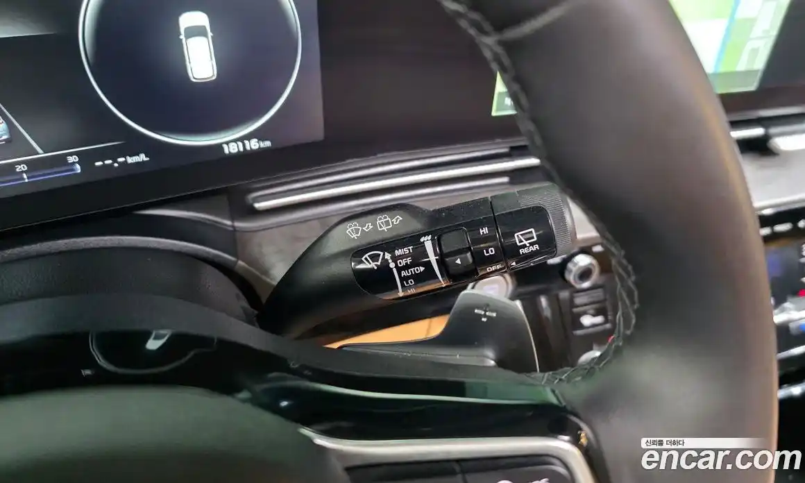 Kia Carnival 2023 3.5 автомат (гидро), фото 30