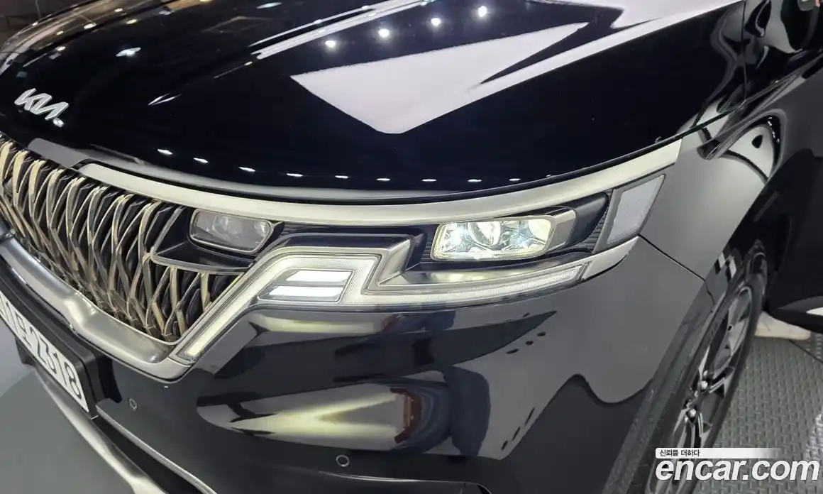 Kia Carnival 2023 3.5 автомат (гидро), фото 8
