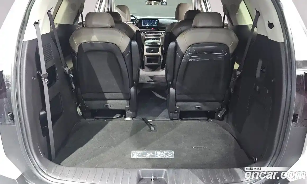Kia Carnival 2025 1.6 автомат (гидро), фото 17