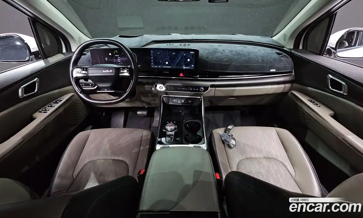 Kia Carnival 2025 1.6 автомат (гидро), фото 7