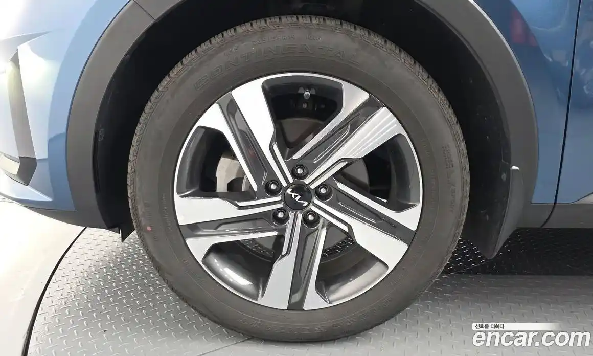 Kia Sorento 2023 1.6 автомат (гидро), фото 5
