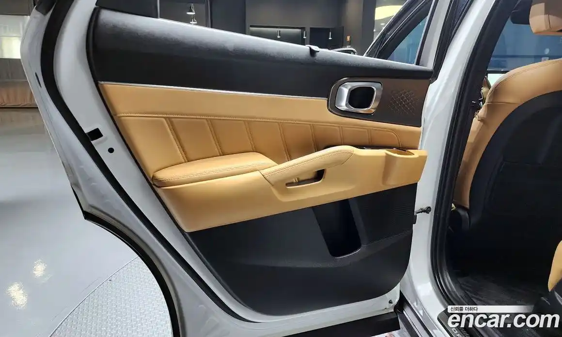 Kia Sorento 2022 1.6 автомат (гидро), фото 15