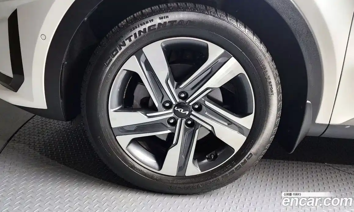 Kia Sorento 2022 1.6 автомат (гидро), фото 5
