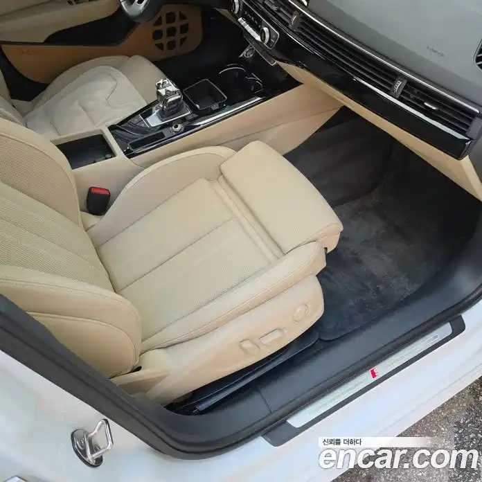 Audi A4 2020 2.0 автомат (гидро), фото 13