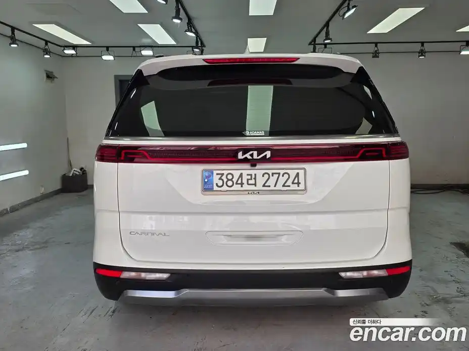 Kia Carnival 2023 2.2 автомат (гидро), фото 7