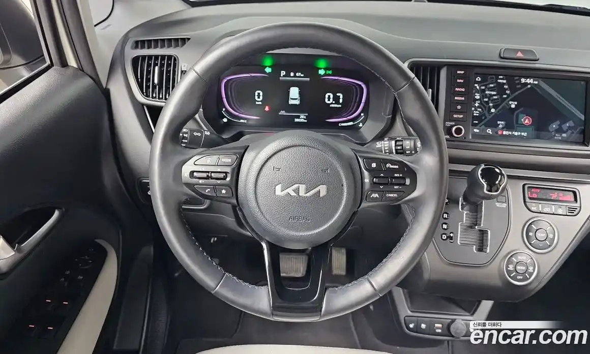 Kia Ray 2023 1.0 автомат (гидро), фото 19