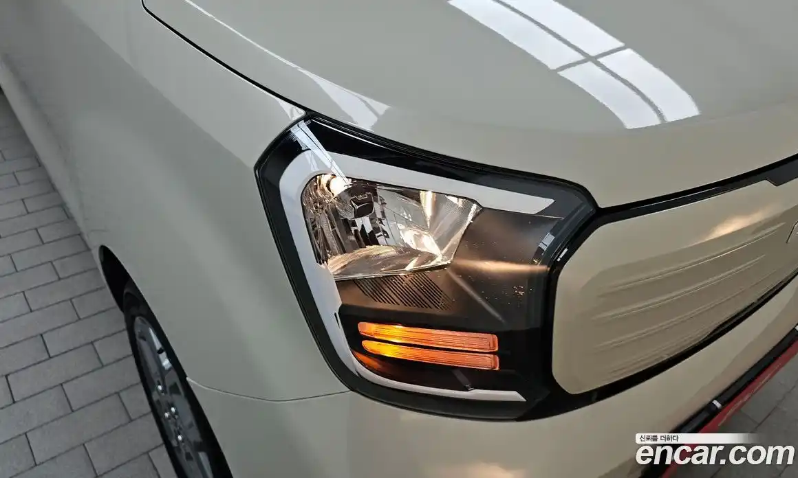 Kia Ray 2023 1.0 автомат (гидро), фото 8