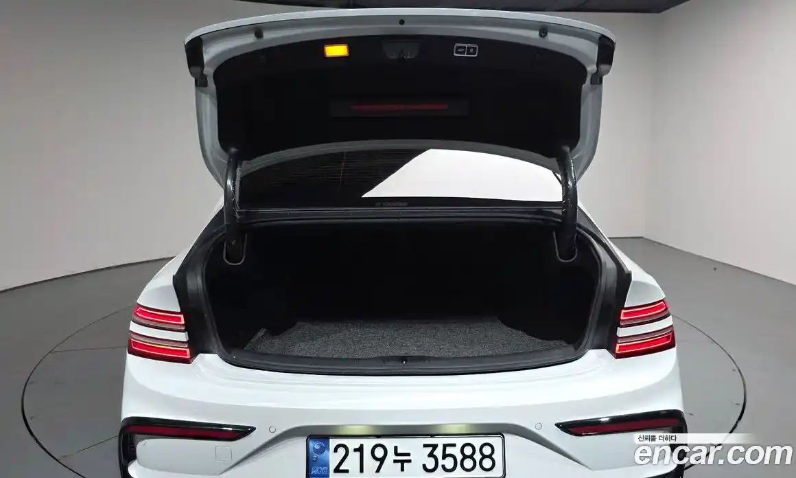 Genesis G80 2024 2.5 автомат (гидро), фото 25