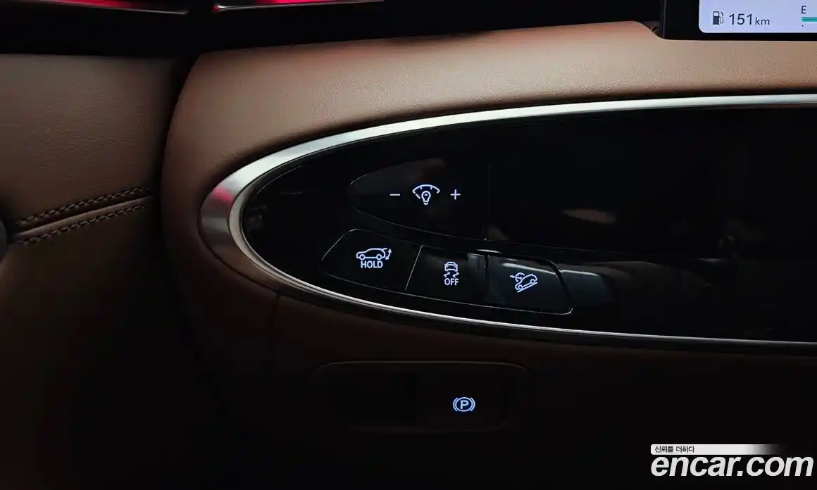 Genesis GV70 2024 2.5 автомат (гидро), фото 25