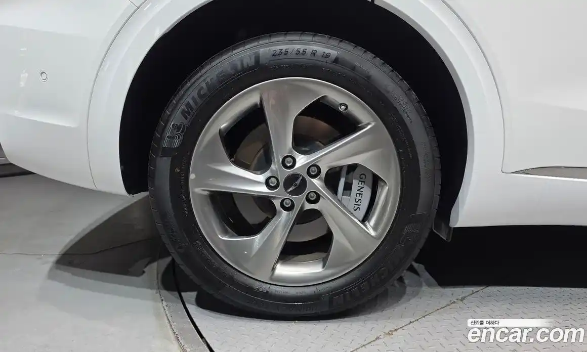 Genesis GV70 2024 2.5 автомат (гидро), фото 7