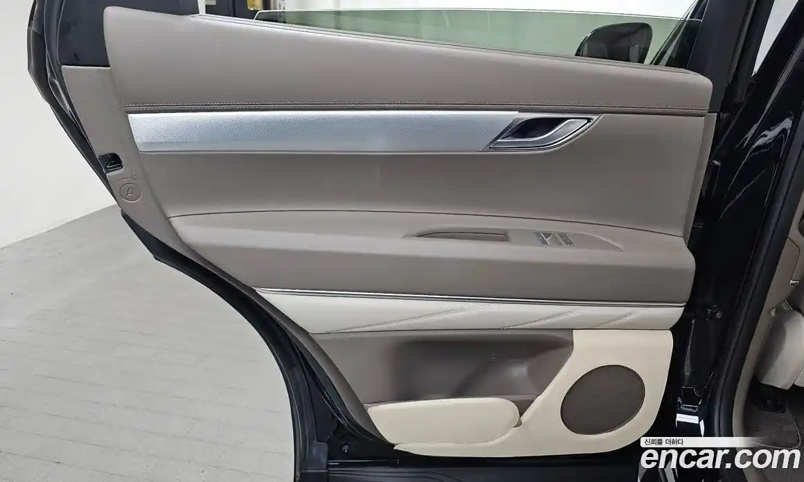 Genesis GV80 2022 2.5 автомат (гидро), фото 15