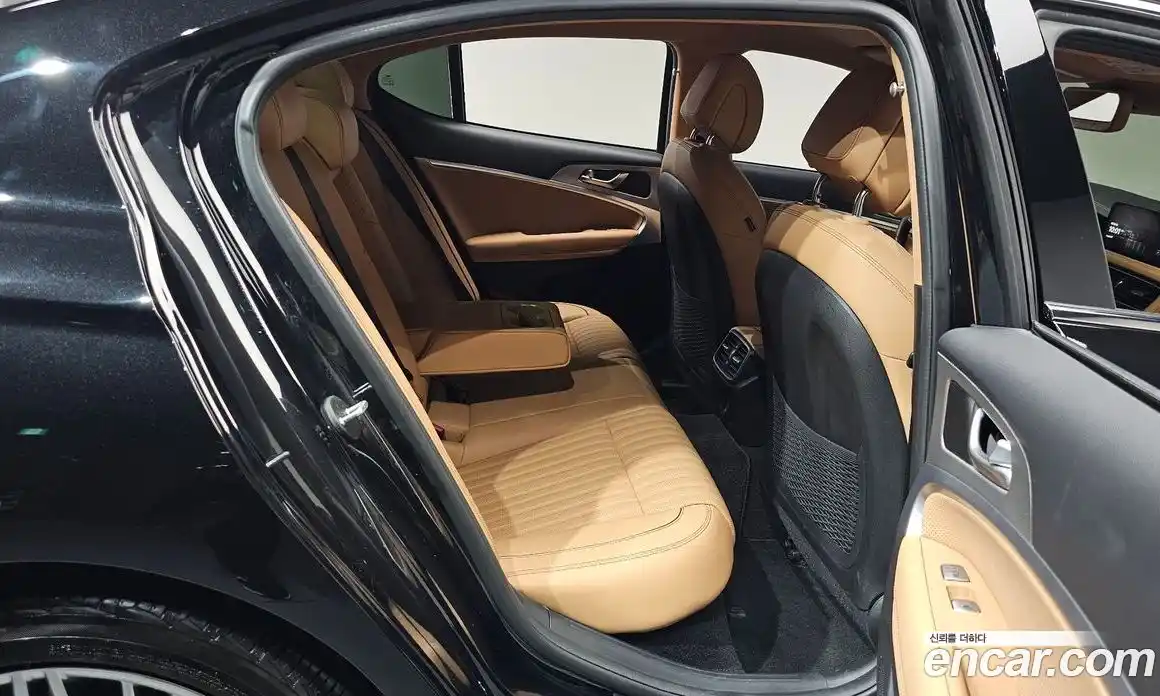 Genesis G70 2021 2.0 автомат (гидро), фото 17