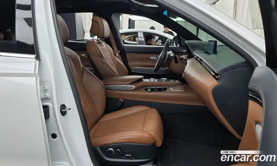Genesis GV70 2021 2.5 автомат (гидро), фото 18