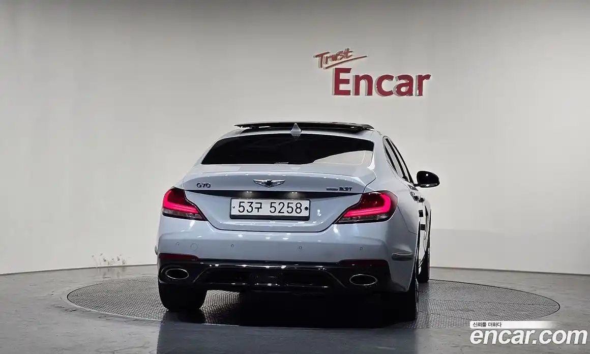 Genesis G70 2019 3.3 автомат (гидро), фото 3