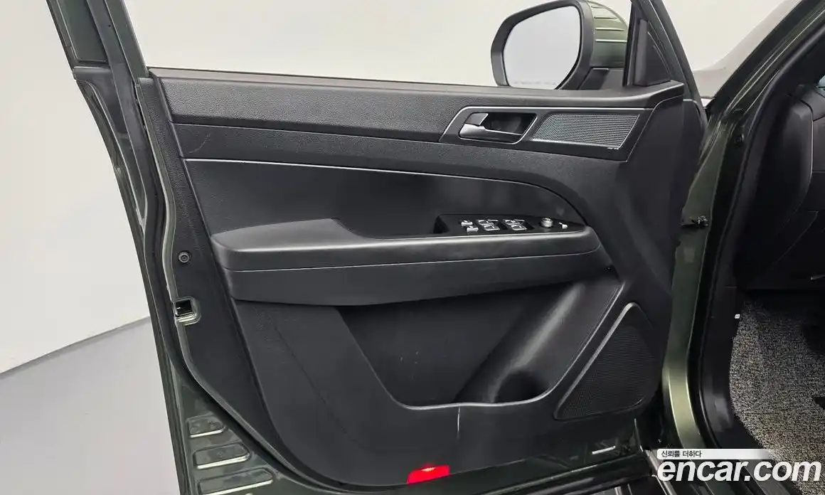 SsangYong Rexton 2022 2.2 автомат (гидро), фото 14