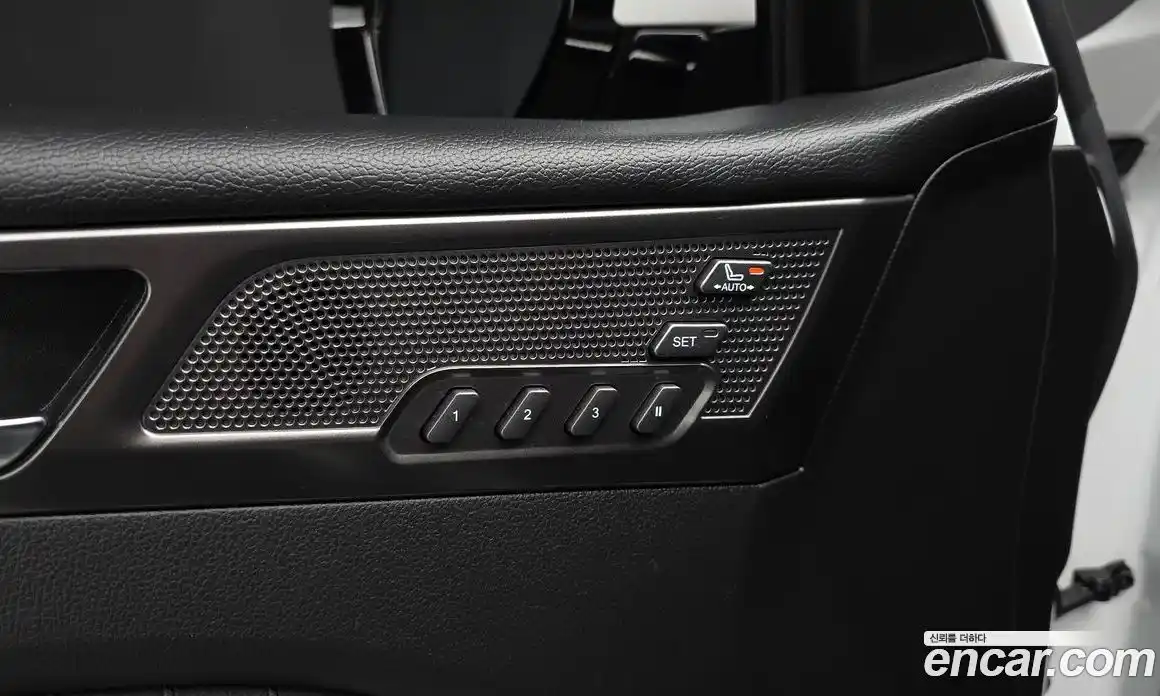 SsangYong Rexton 2024 2.2 автомат (гидро), фото 16