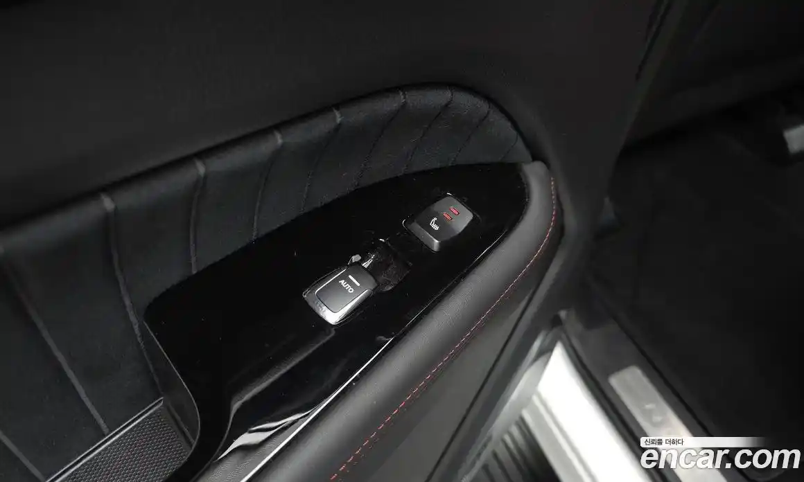 SsangYong Rexton 2024 2.2 автомат (гидро), фото 19