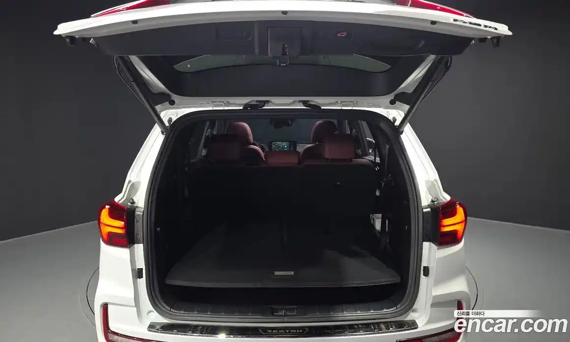 SsangYong Rexton 2024 2.2 автомат (гидро), фото 20