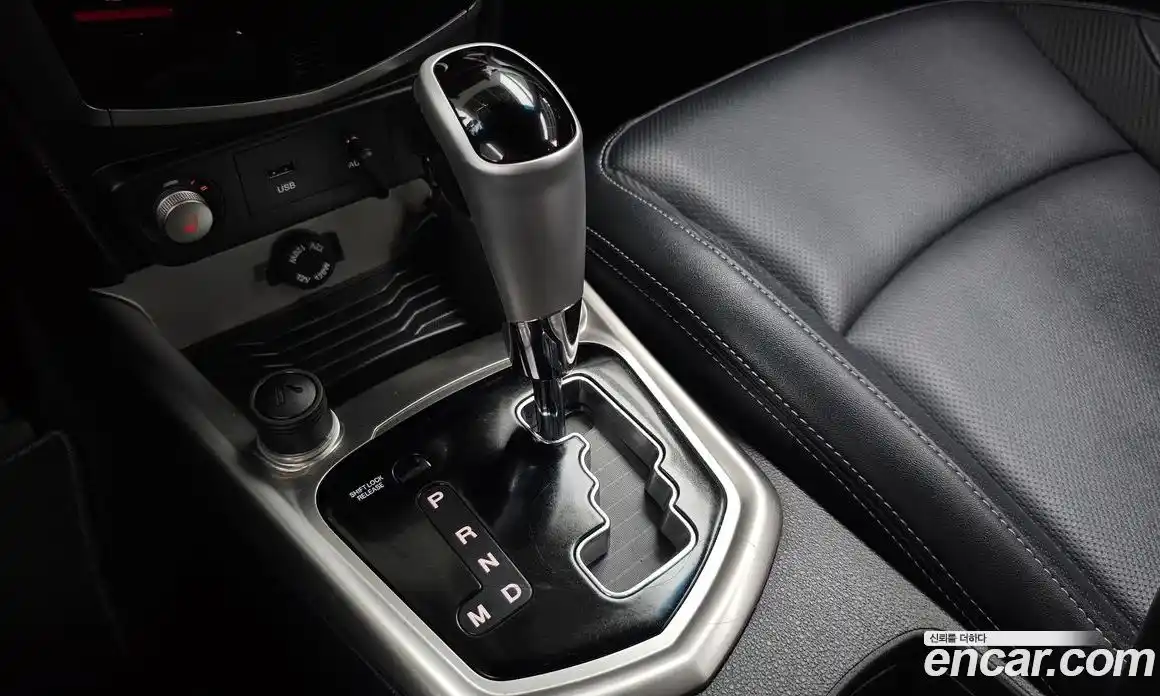 SsangYong TIBOLI 2015 1.6 автомат (гидро), фото 12