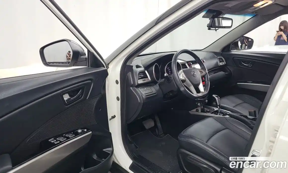 SsangYong TIBOLI 2015 1.6 автомат (гидро), фото 13