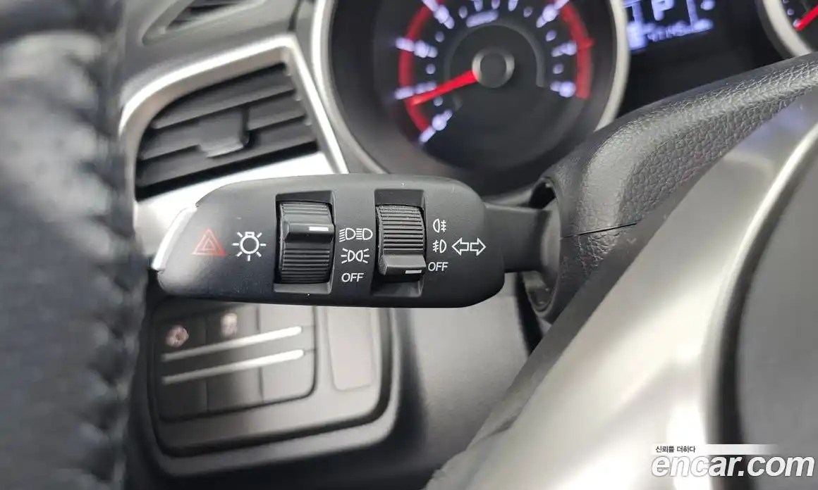 SsangYong TIBOLI 2015 1.6 автомат (гидро), фото 27
