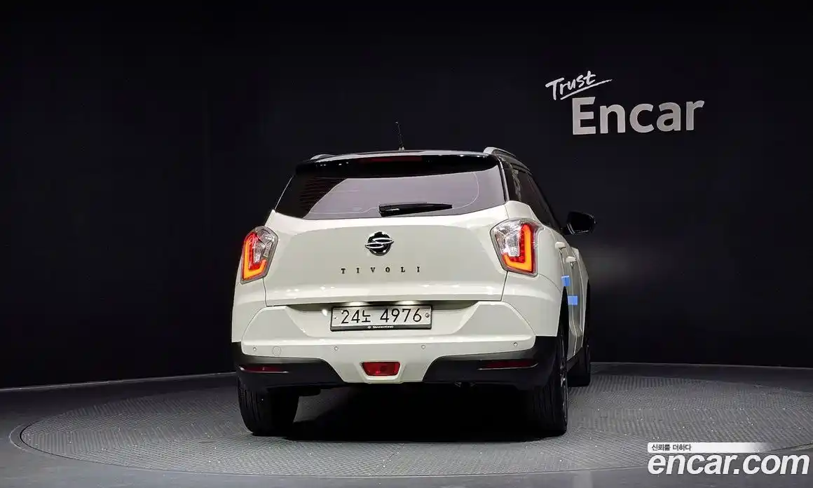 SsangYong TIBOLI 2015 1.6 автомат (гидро), фото 4