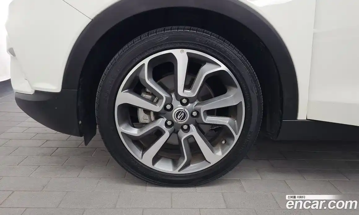 SsangYong TIBOLI 2015 1.6 автомат (гидро), фото 5