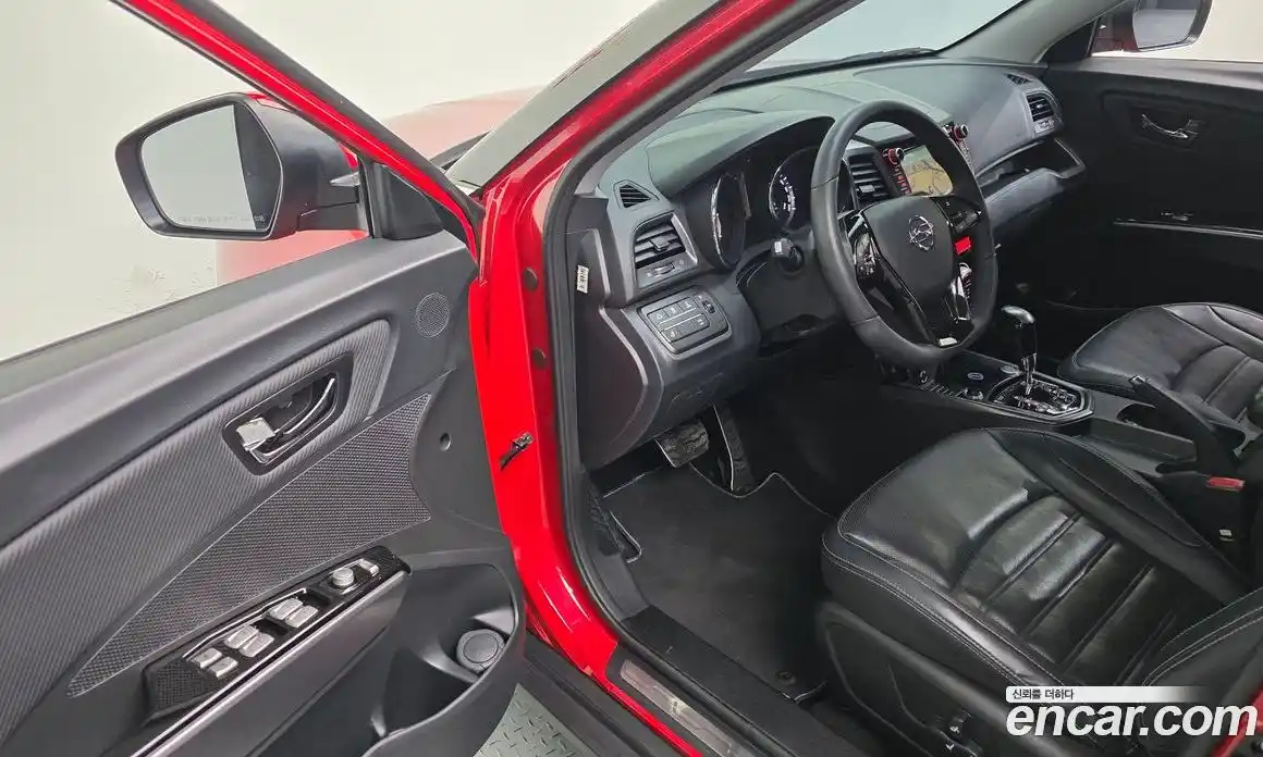 SsangYong TIBOLI 2017 1.6 автомат (гидро), фото 11