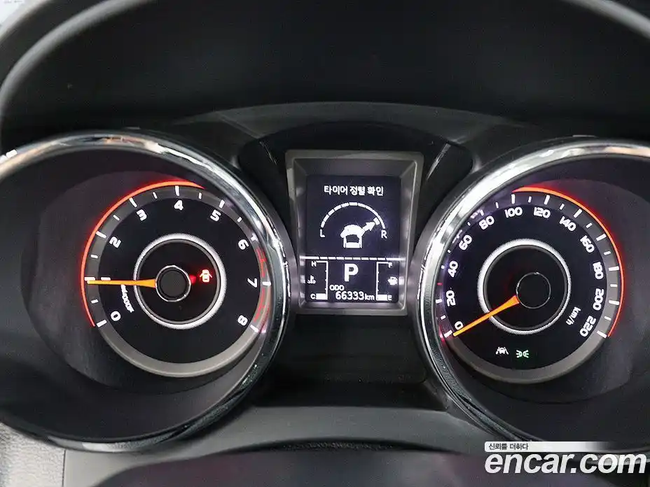 SsangYong TIBOLI 2019 1.6 автомат (гидро), фото 6