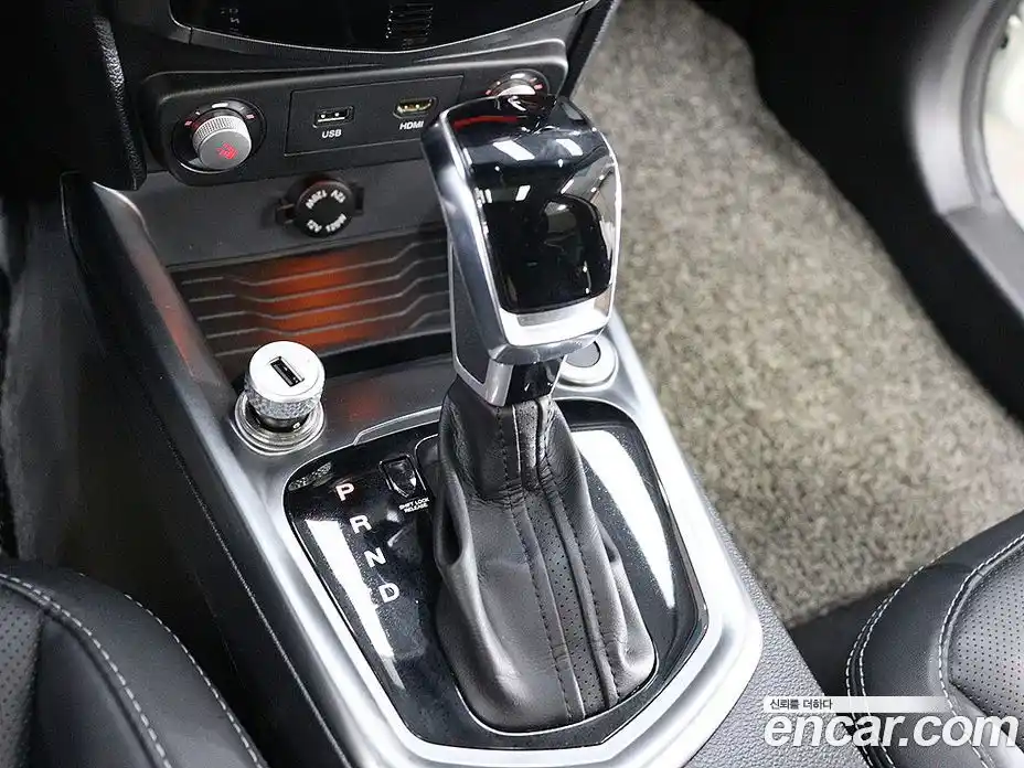 SsangYong TIBOLI 2019 1.6 автомат (гидро), фото 8