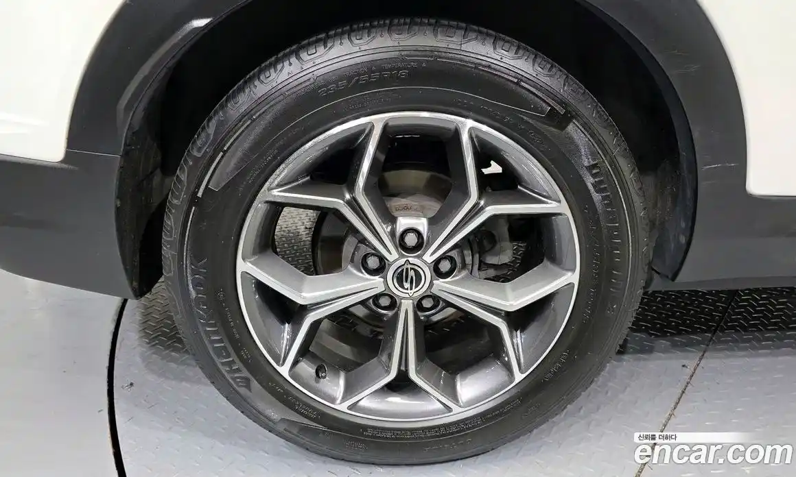 SsangYong Korando 2019 1.5 автомат (гидро), фото 5