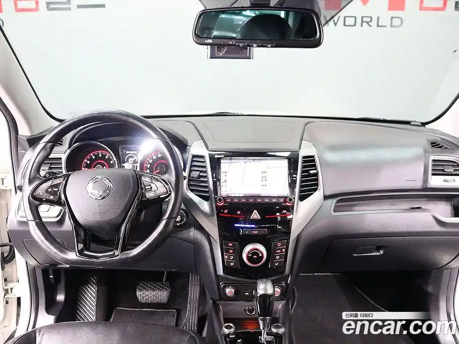 SsangYong TIBOLI 2018 1.6 автомат (гидро), фото 14